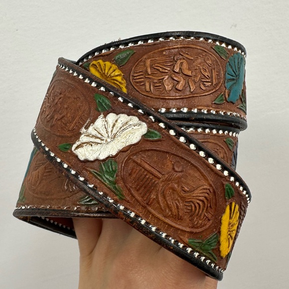 Vintage Western Brown Tooled Leather Belt Made in Mexico Hand Painted Size M - Picture 6 of 12